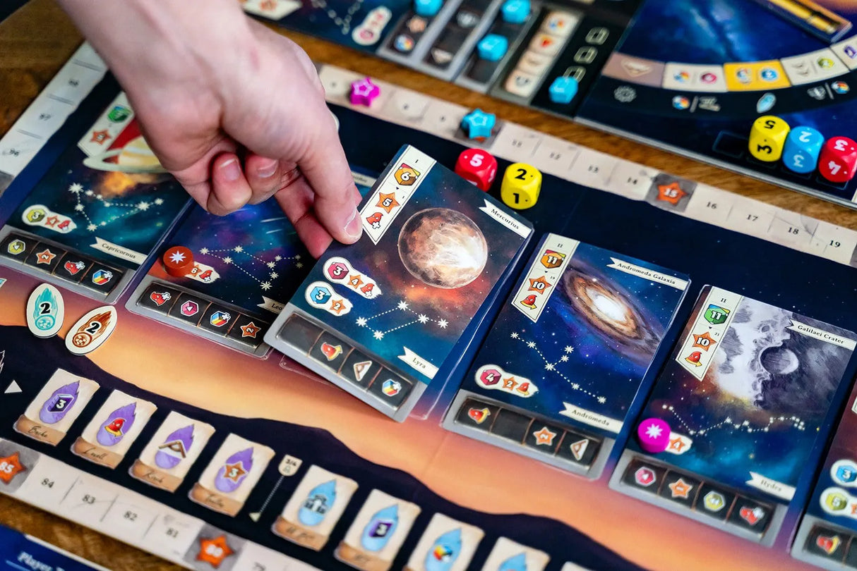 Galileo Galilei detailed game pieces and discovery cards