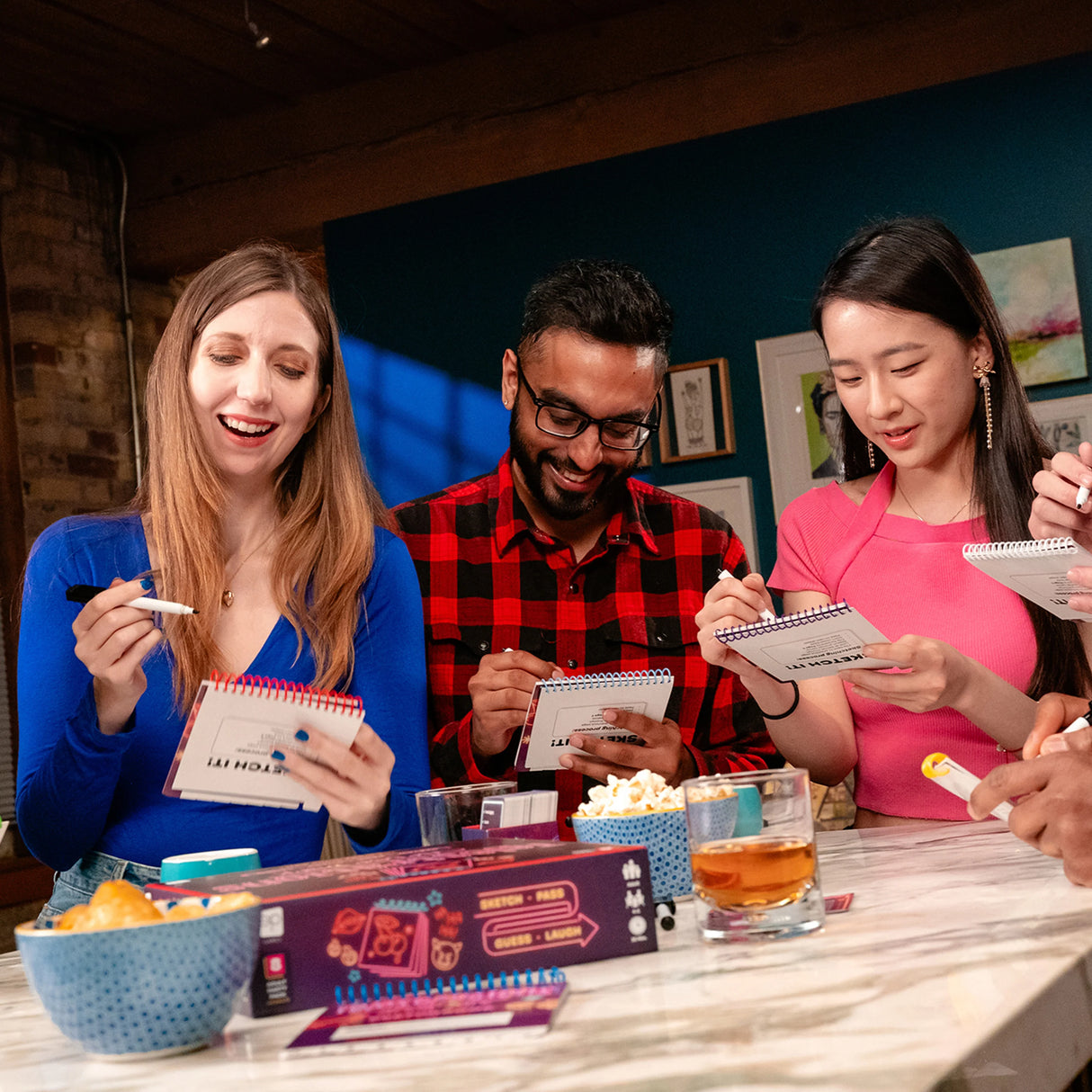 Telestrations After Dark 8 Player (2nd Edition) board game group gameplay with friends