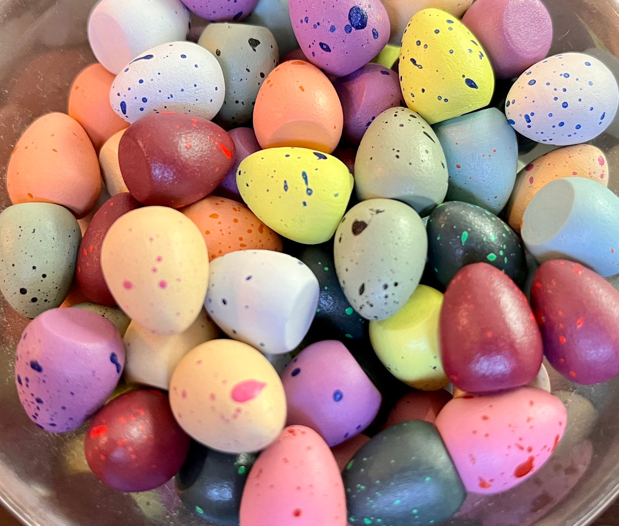 Wingspan: 100 Speckled Eggs for Wingspan