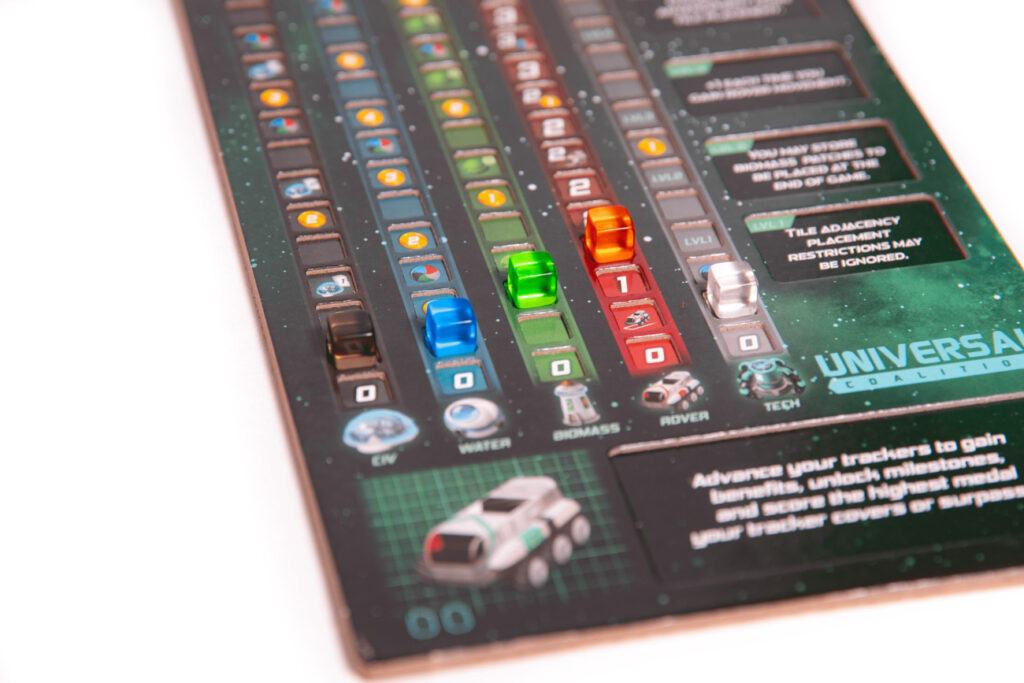 Planet Unknown resource tracks and lifepods