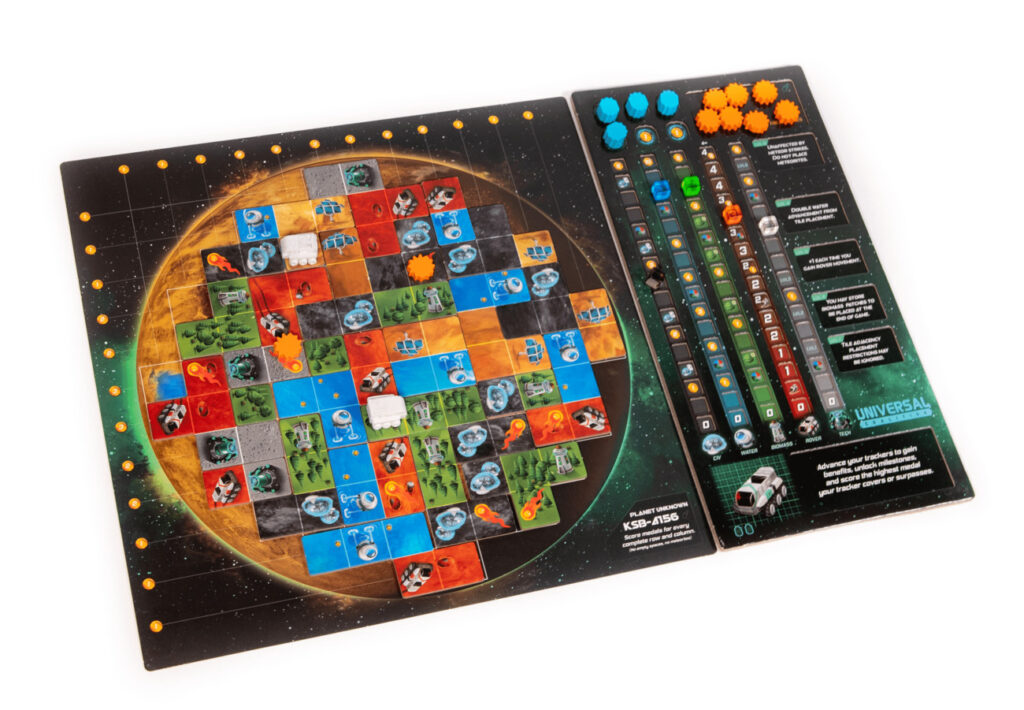 Planet Unknown player boards and colonization progress