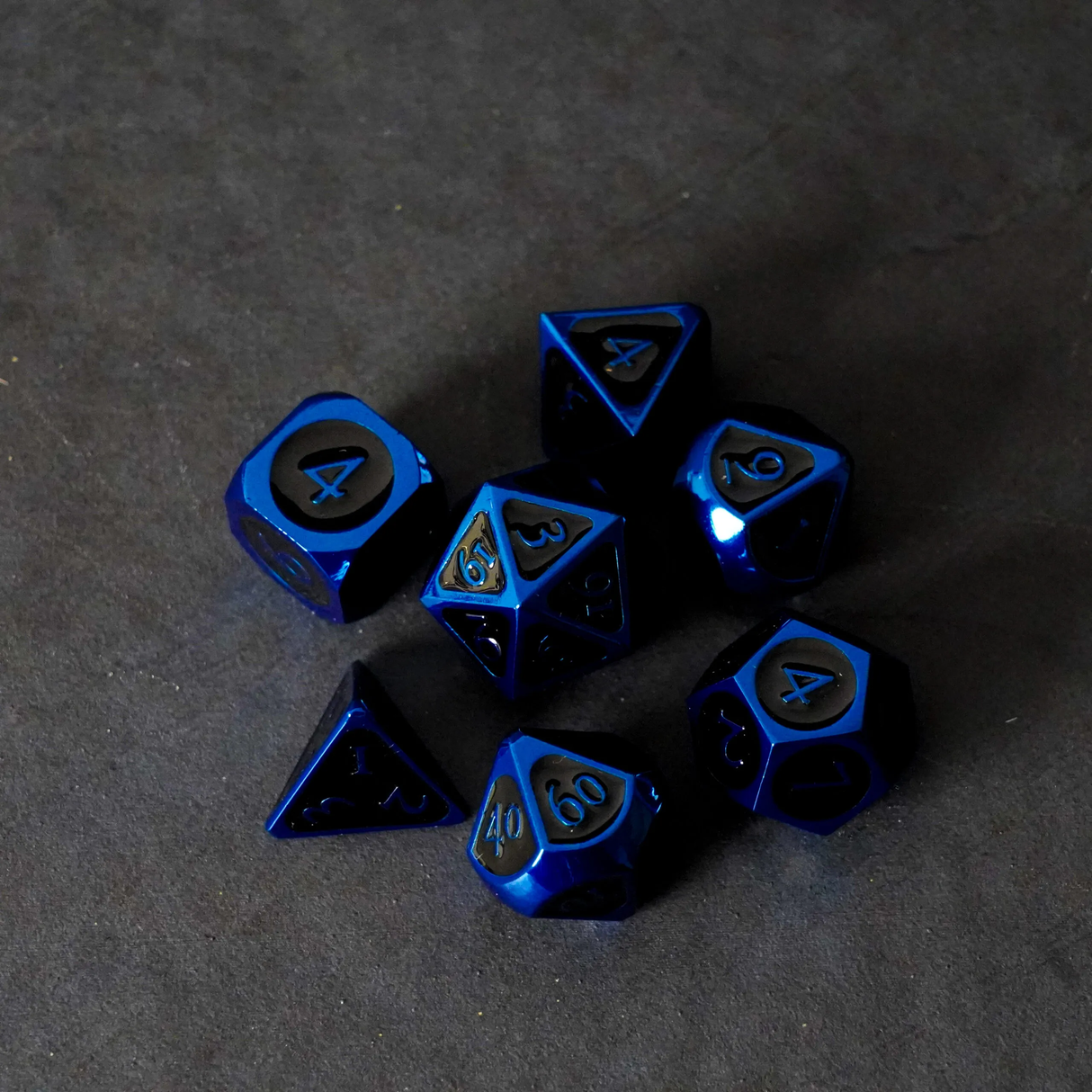 16mm Metal Polyhedral Dice: Blue with black enamel full set display