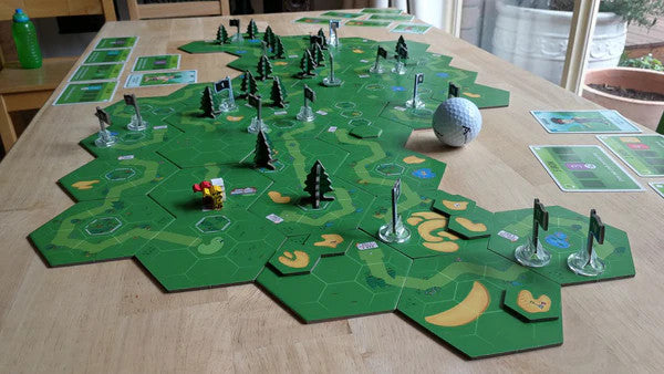 18 Holes (2nd Edition) gameplay setup with course layout