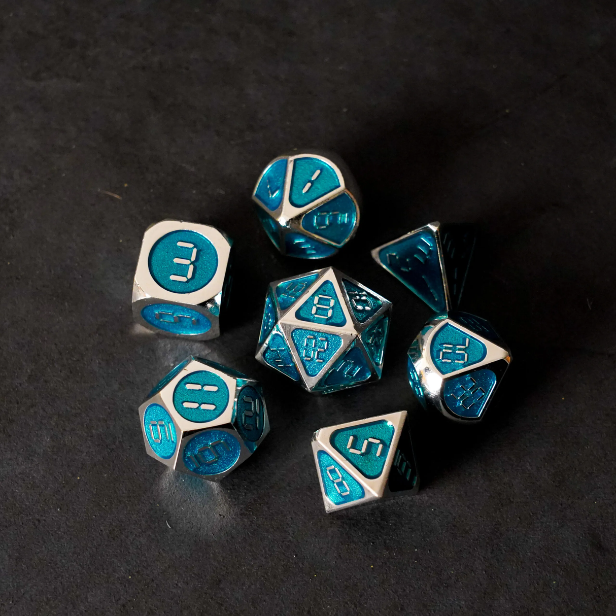 16mm Metal Polyhedral Dice: Silver with teal enamel full set display