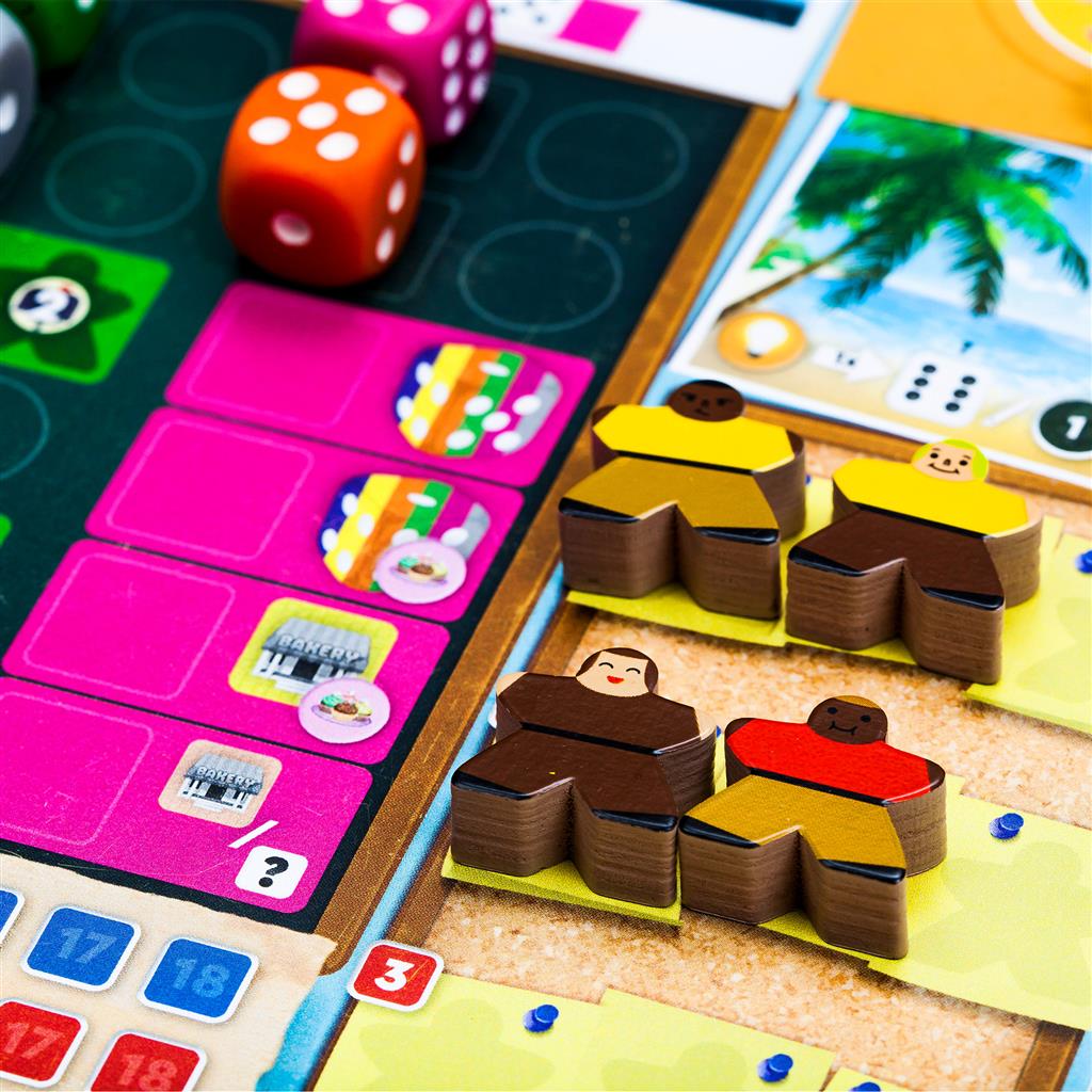 Cupcake Empire gameplay with recipe cards